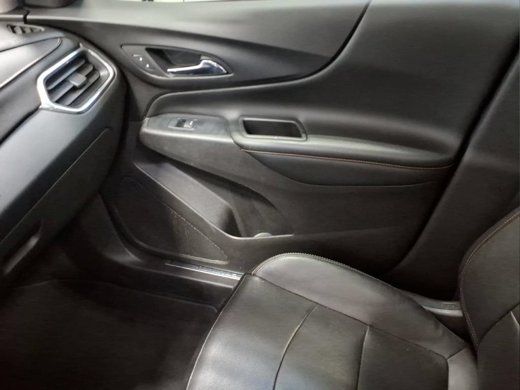 Used 2020 Chevrolet Equinox Premier AWD/4WD image 19