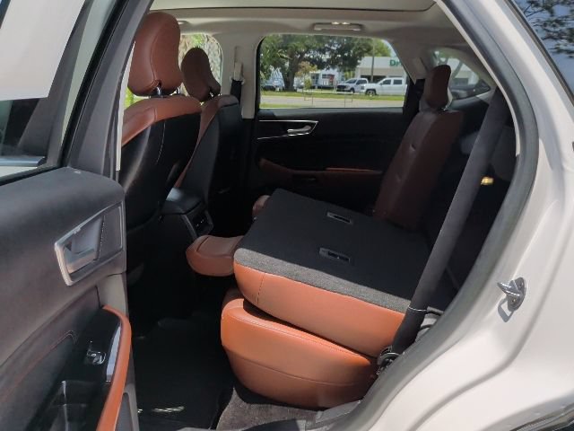Certified 2018 Ford Edge Titanium w/ Equipment Group 302A AWD/4WD image 16
