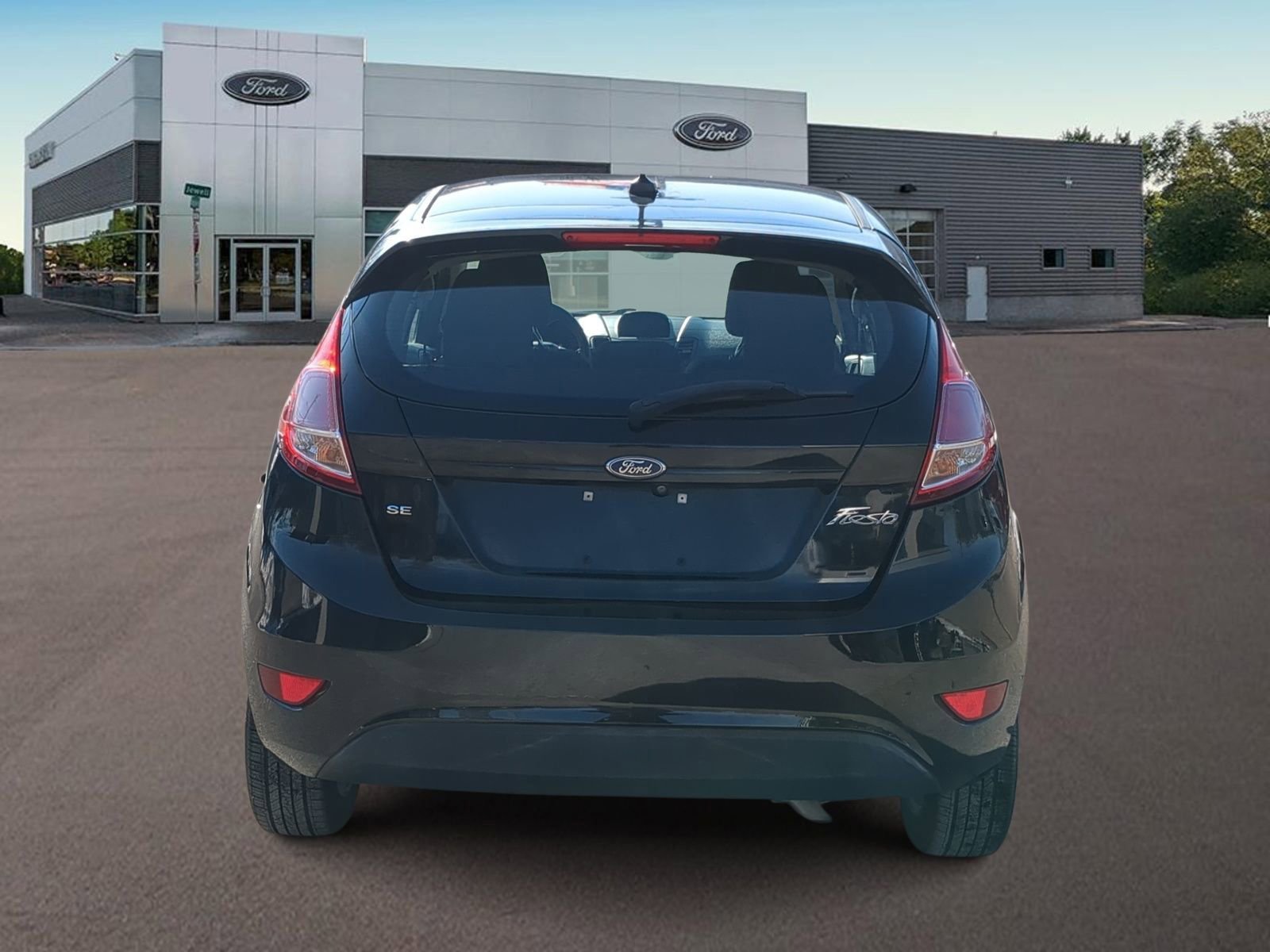 Certified 2018 Ford Fiesta SE image 10