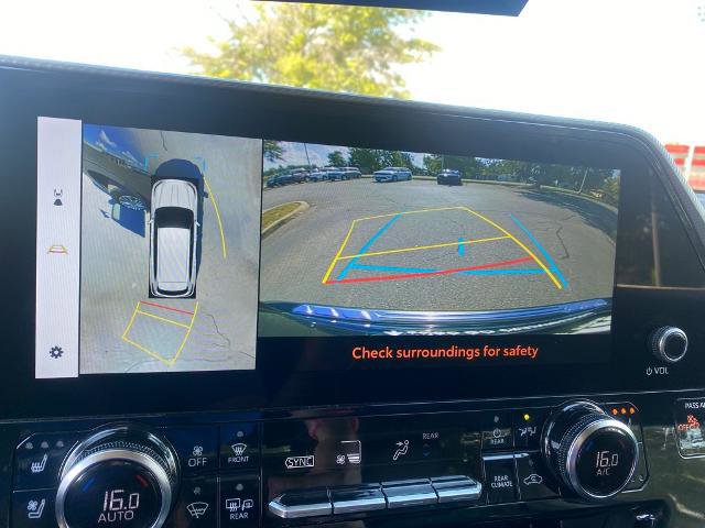 Used 2024 Toyota Highlander Platinum image 20