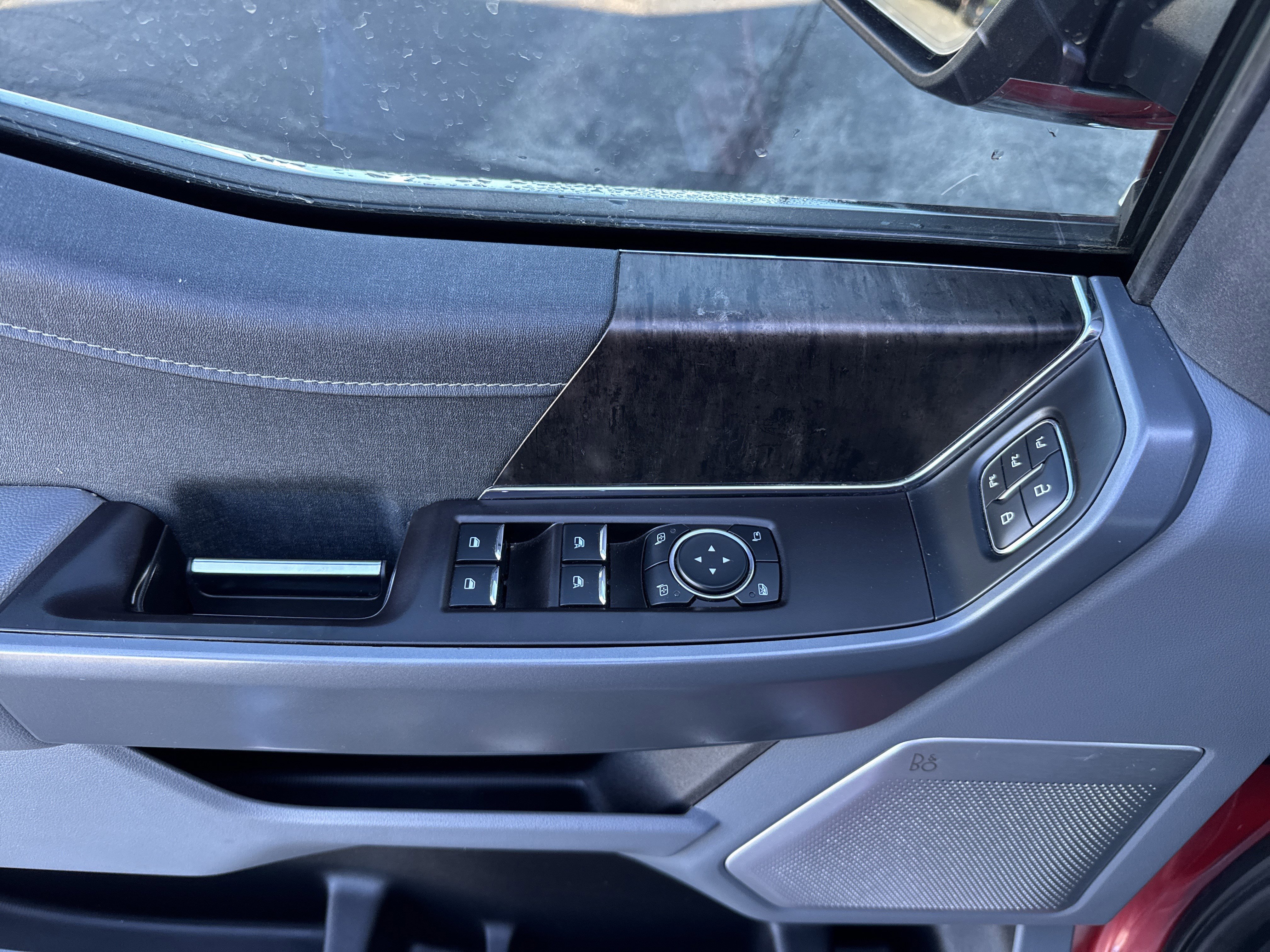 Certified 2022 Ford F150 Lariat w/ Equipment Group 502A High image 25