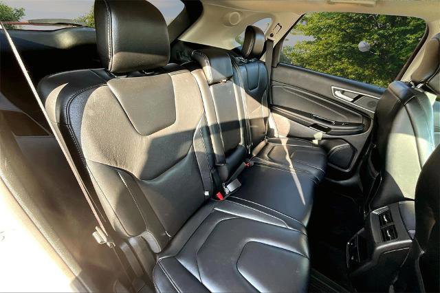Certified 2019 Ford Edge Titanium w/ Cold Weather Package image 26