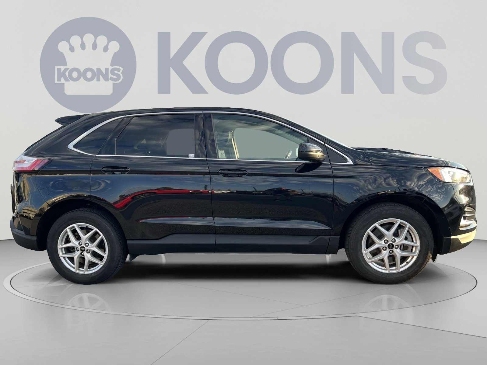 Certified 2024 Ford Edge SEL AWD/4WD image 8