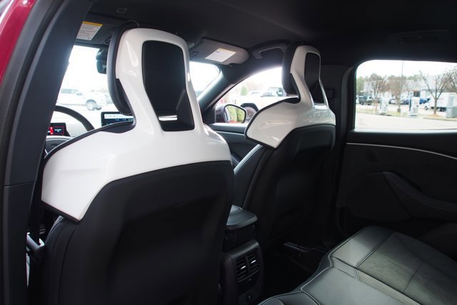 Certified 2025 Ford Mustang Mach-E GT image 19