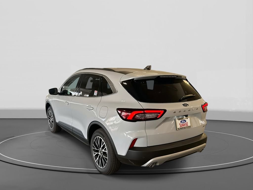 Certified 2025 Ford Escape Base image 2