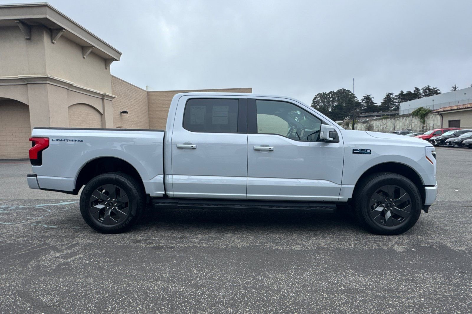 Certified 2025 Ford F150 Lightning Lariat image 3