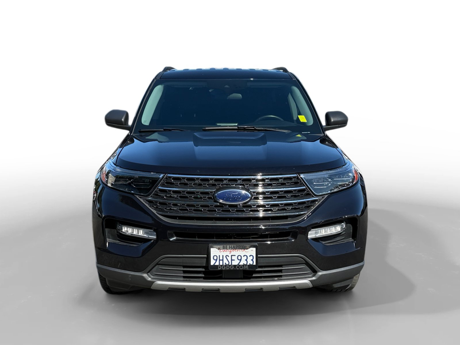 Certified 2023 Ford Explorer XLT w/ Equipment Group 202A AWD/4WD image 8
