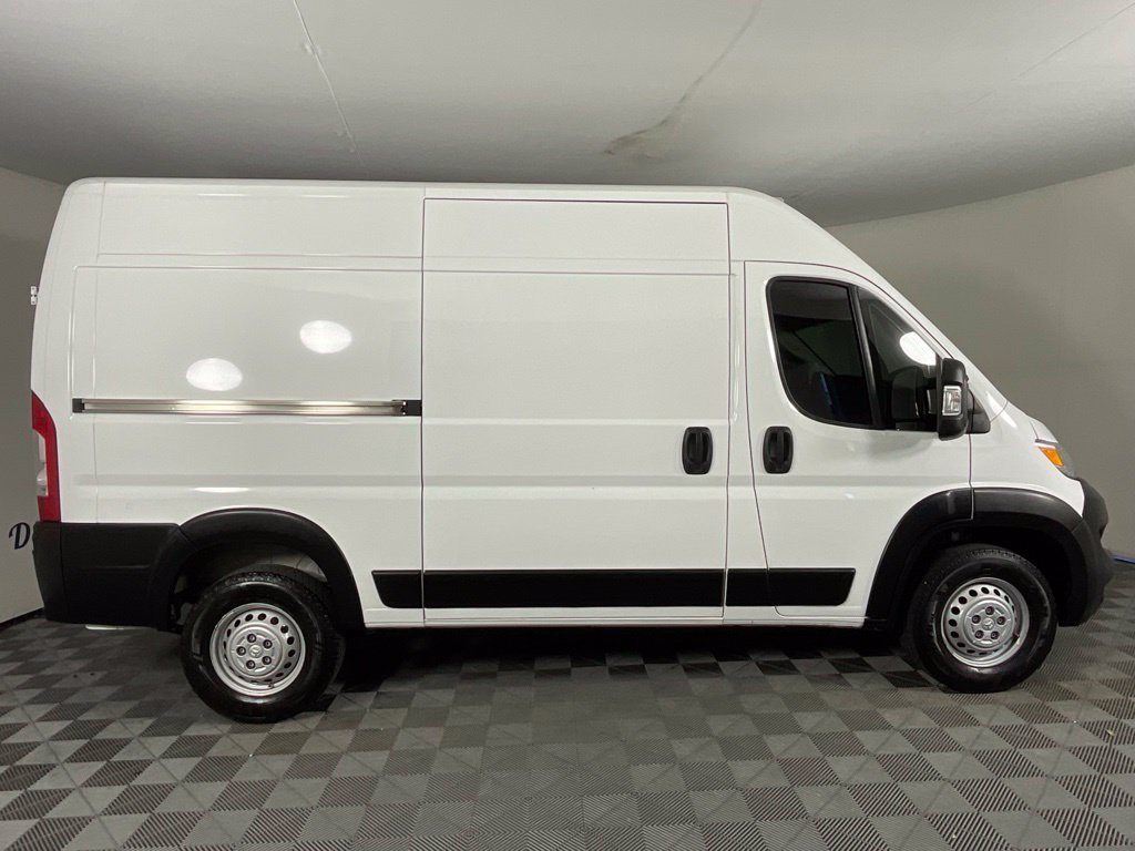 Used 2024 RAM ProMaster 1500 FWD image 2