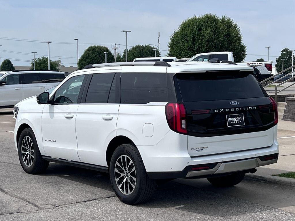 Certified 2025 Ford Expedition Platinum AWD/4WD image 4