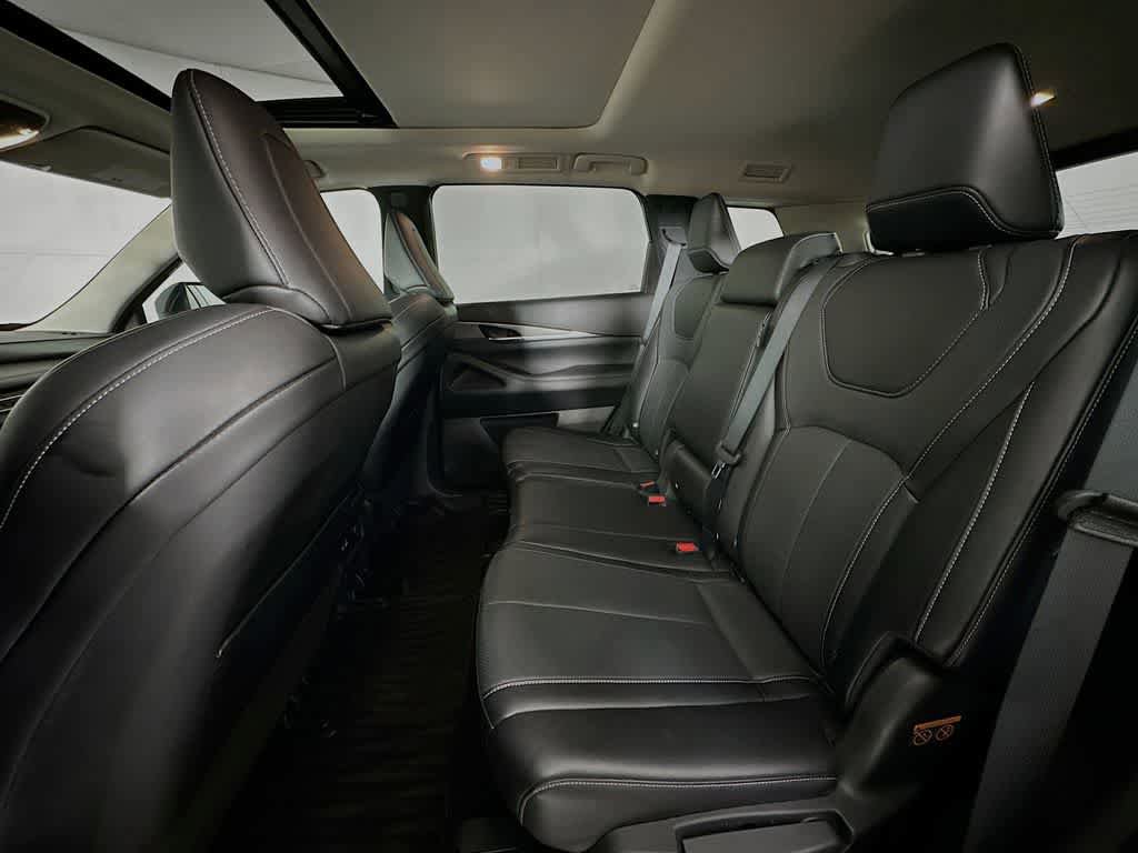 Used 2024 INFINITI QX60 Luxe AWD/4WD image 14