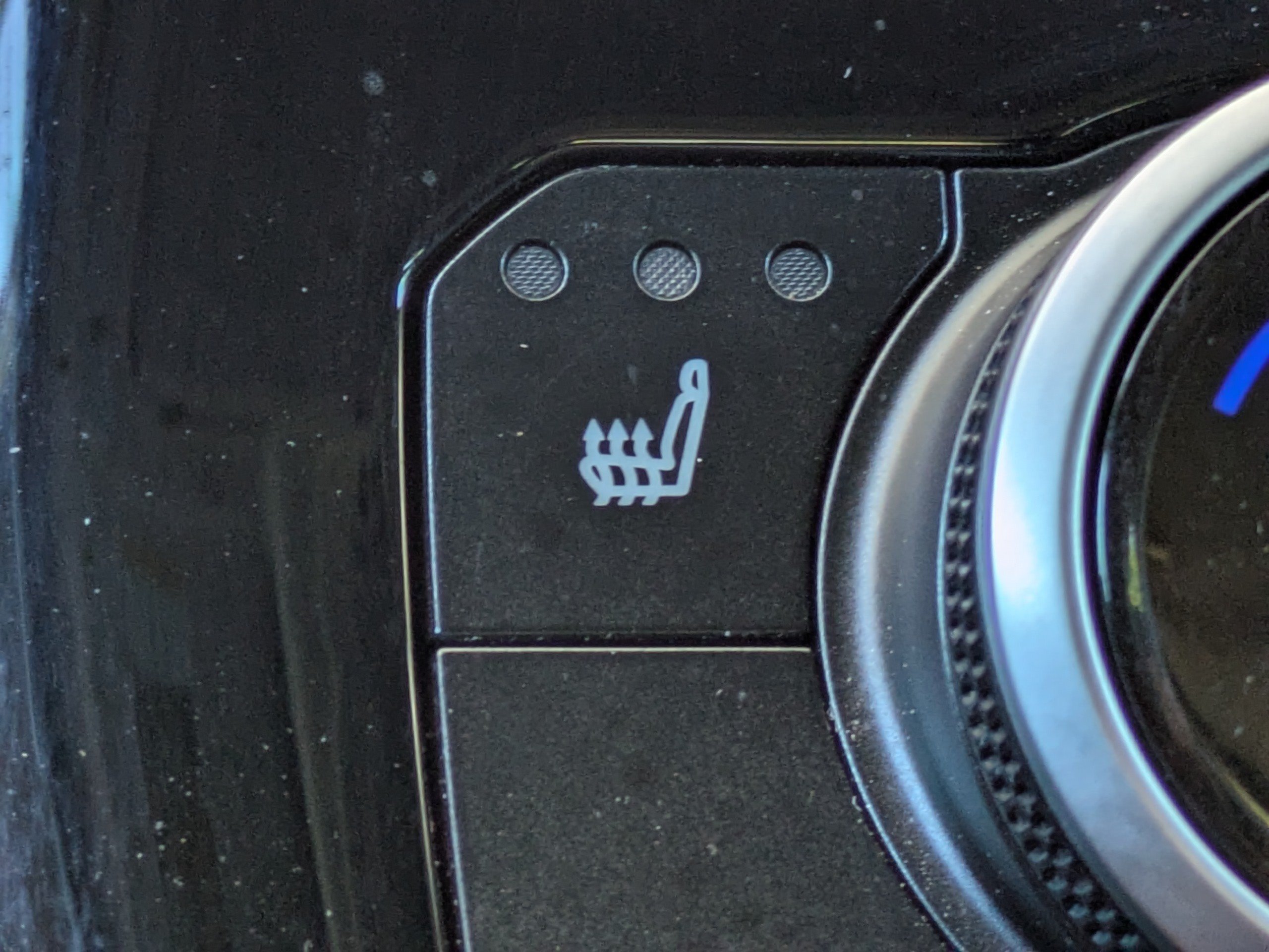 Used 2025 Toyota Highlander XLE FWD image 26