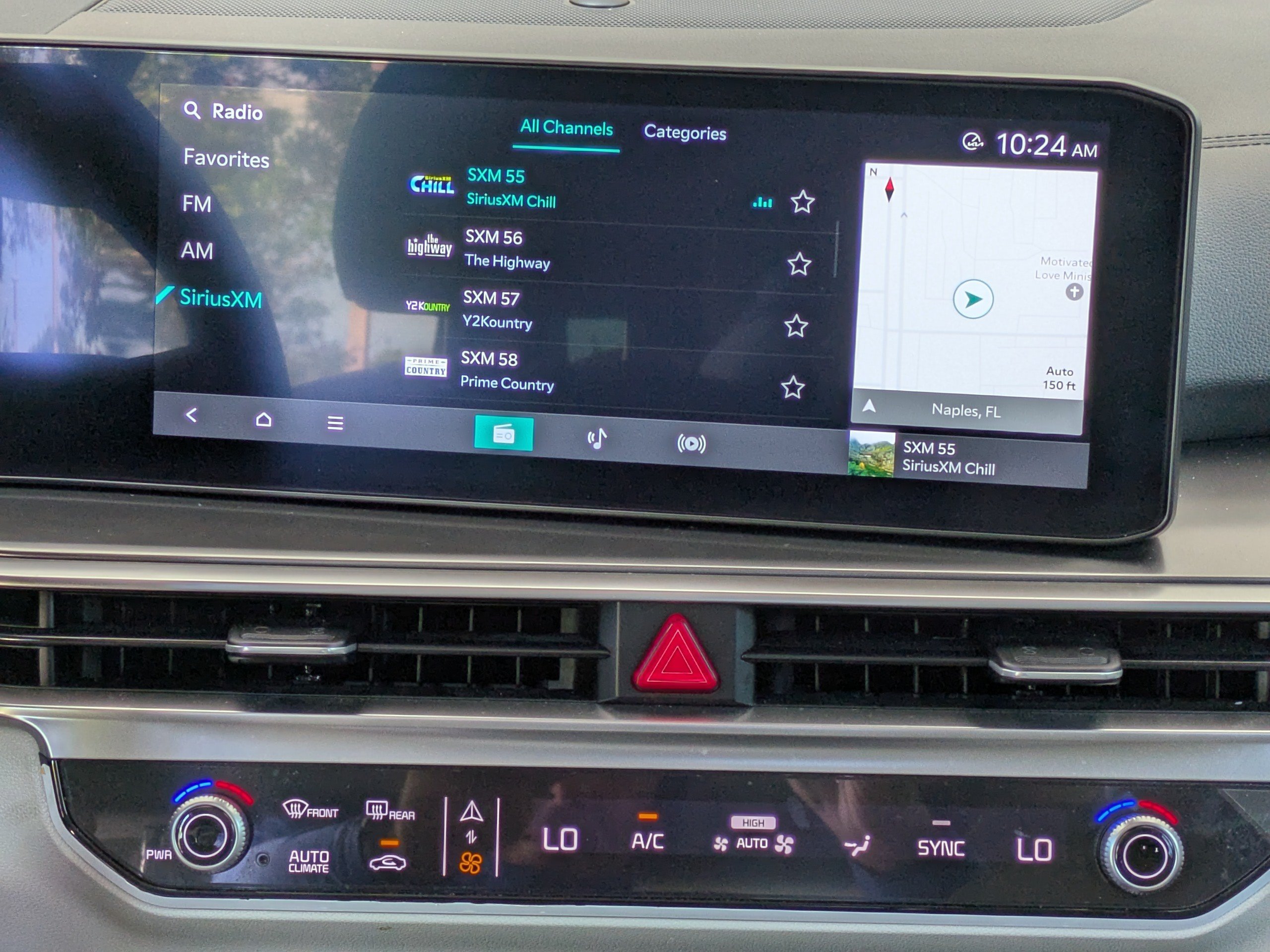 Used 2024 Kia Sorento S FWD image 18
