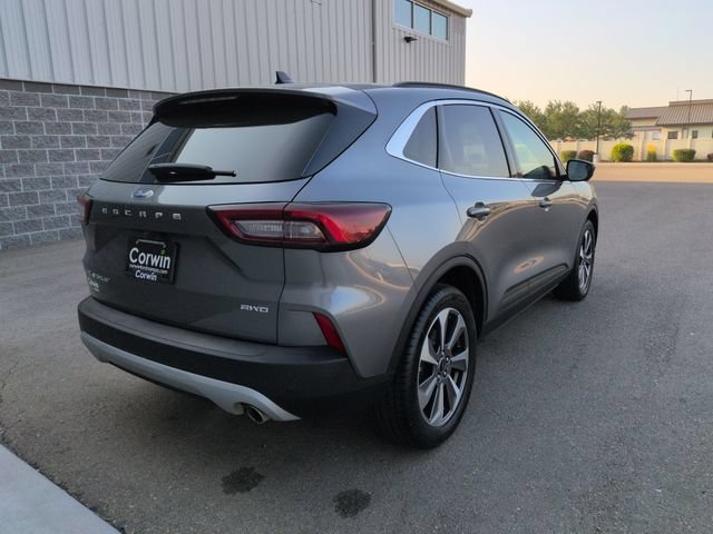 Certified 2024 Ford Escape Platinum AWD/4WD image 3