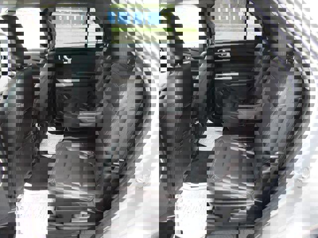 Certified 2022 Ford Explorer XLT w/ Equipment Group 202A image 20