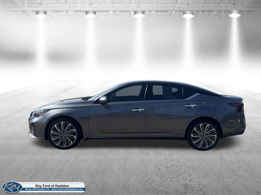 Used 2023 Nissan Altima 2.5 SL AWD/4WD image 4