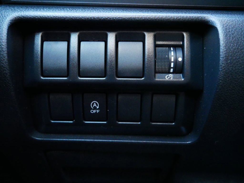 Used 2020 Subaru Forester Premium AWD/4WD image 17