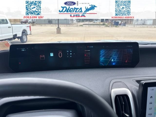 Certified 2025 Ford Expedition Active AWD/4WD image 21