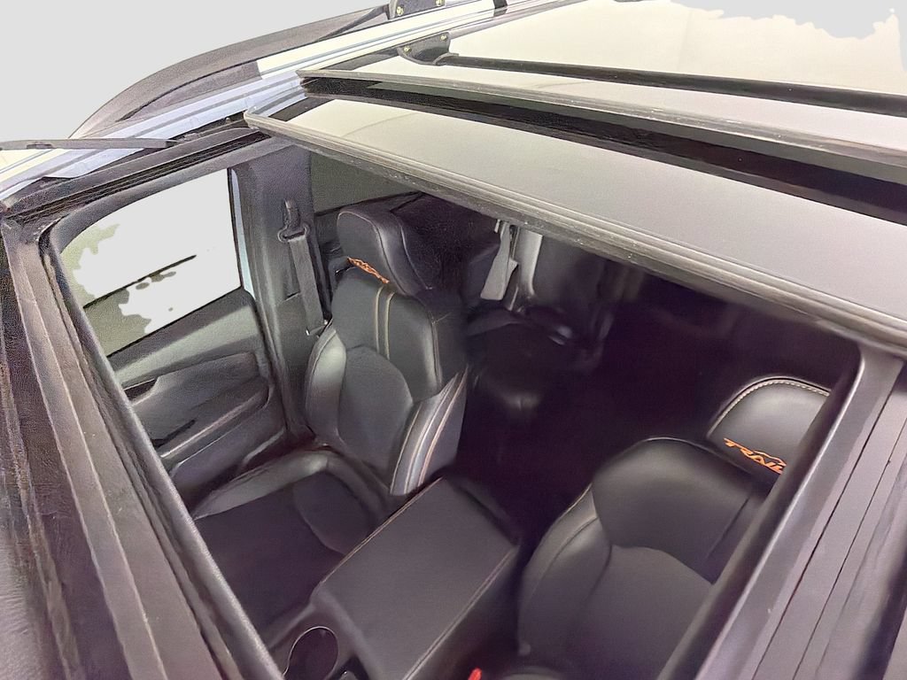 Used 2023 Honda Pilot TrailSport image 24