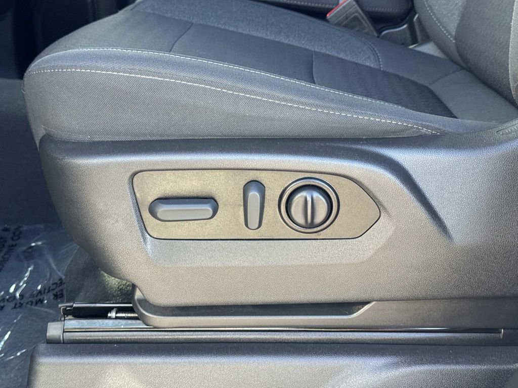 Used 2022 Chevrolet Silverado 1500 LT w/ Bed Protection Package image 21