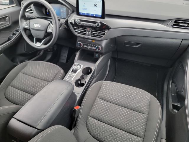 Certified 2023 Ford Escape Active AWD/4WD image 39