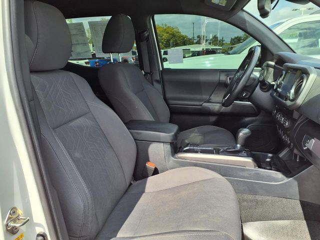 Used 2019 Toyota Tacoma TRD Sport w/ Technology Package image 23