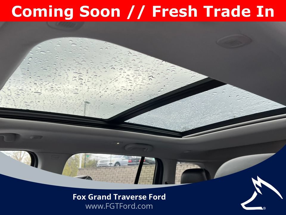 Used 2023 Jeep Grand Cherokee Limited AWD/4WD image 5