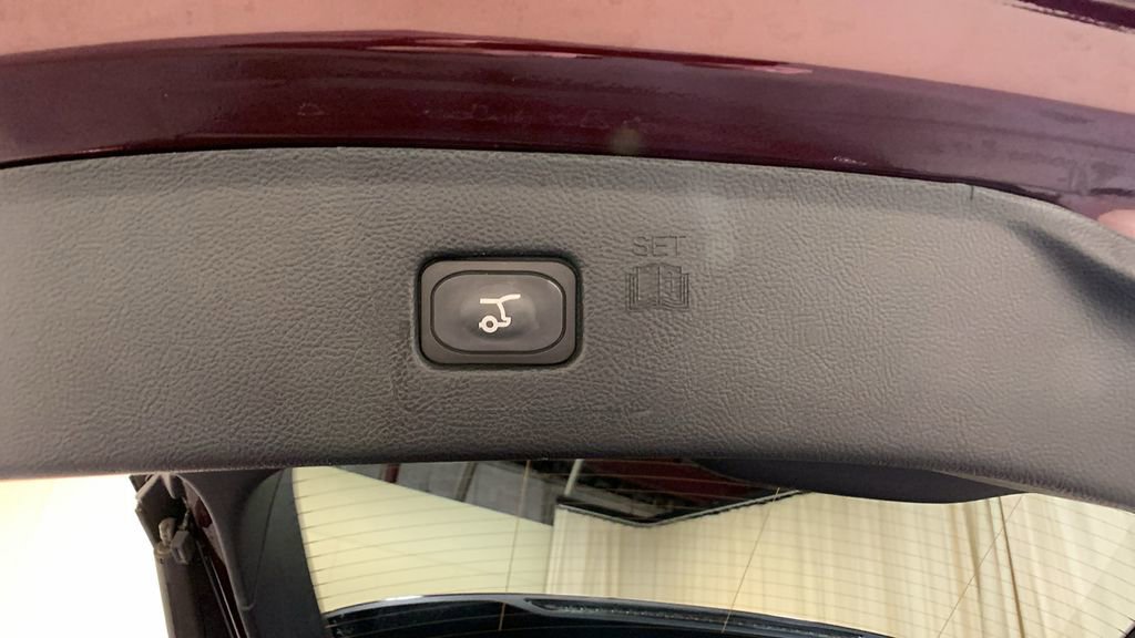 Certified 2022 Ford Edge SEL w/ Convenience Package image 23