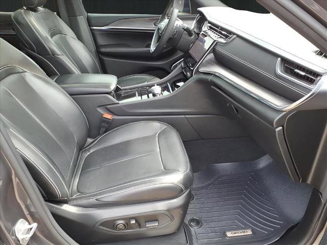 Used 2023 Jeep Grand Cherokee Overland image 19