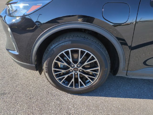 Certified 2024 Ford Escape SE FWD image 10