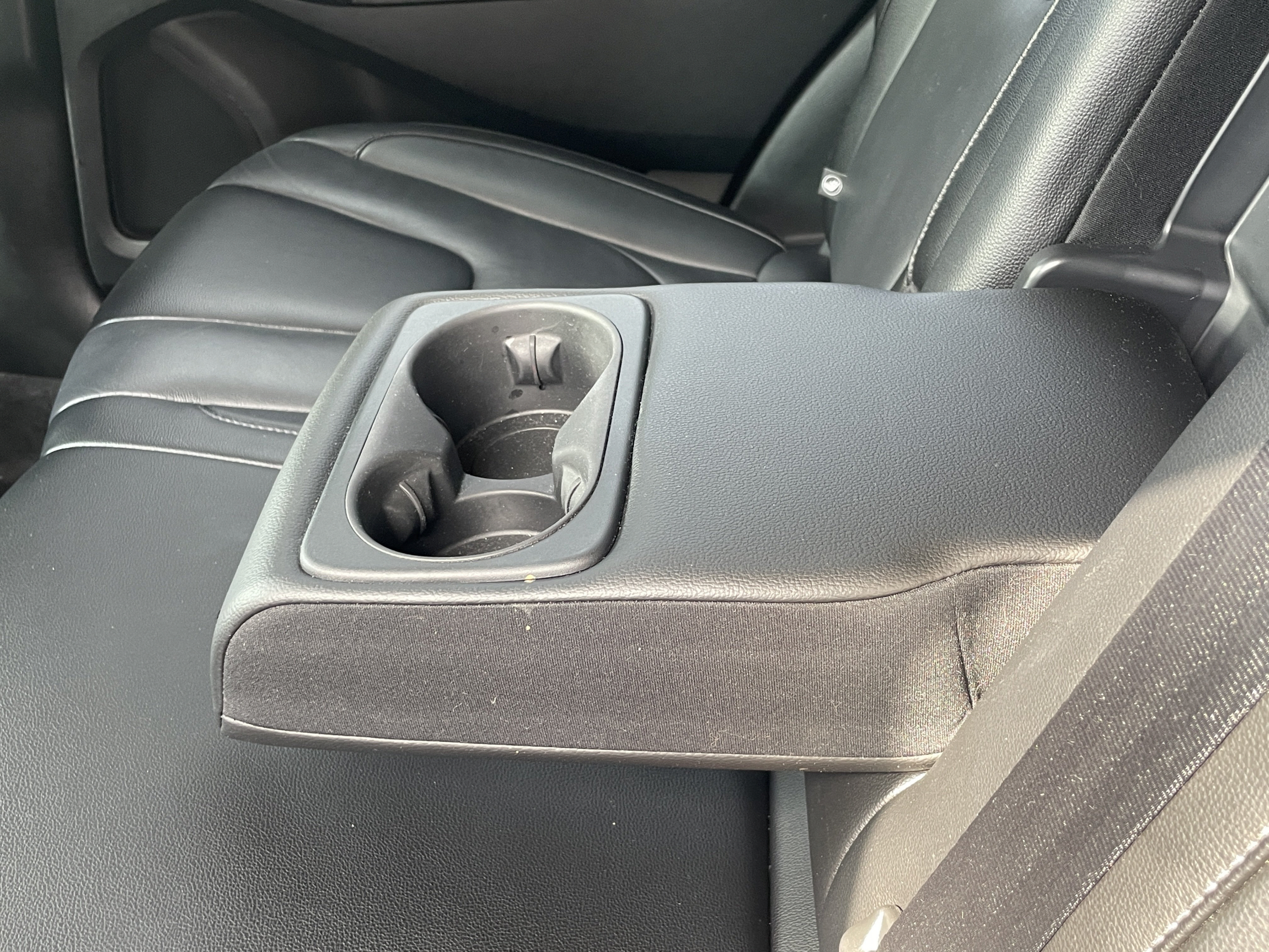 Certified 2022 Ford Edge Titanium AWD/4WD image 30