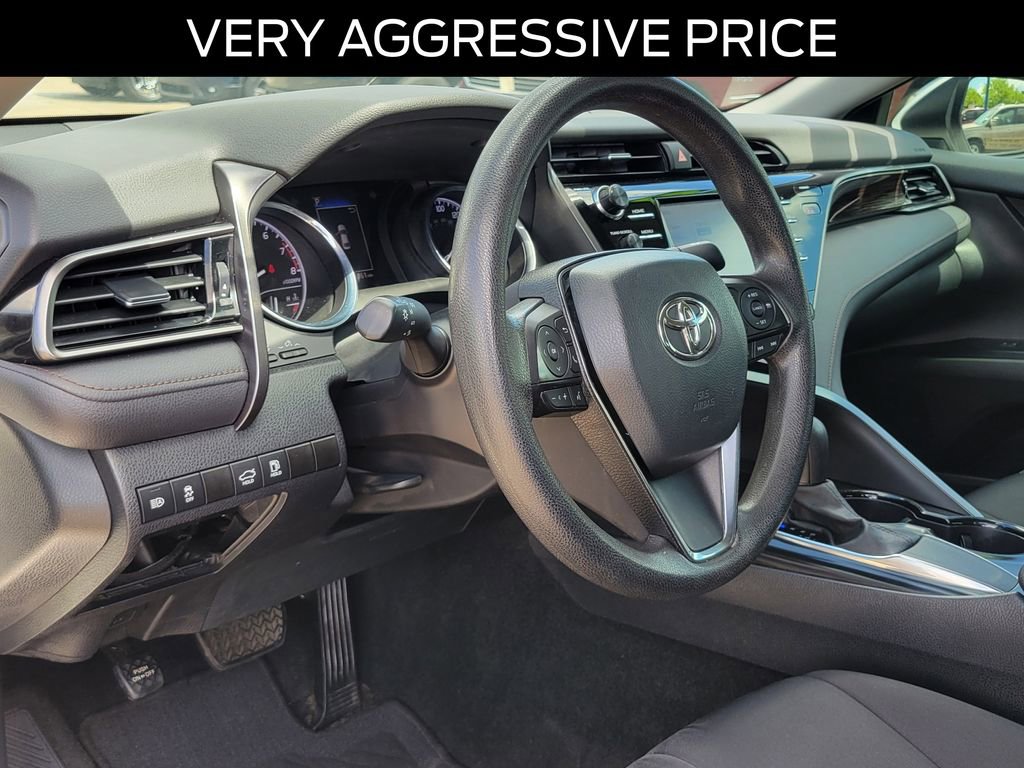 Used 2020 Toyota Camry LE FWD image 16