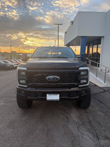 Certified 2024 Ford F250 Lariat w/ Lariat Ultimate Package AWD/4WD image 2