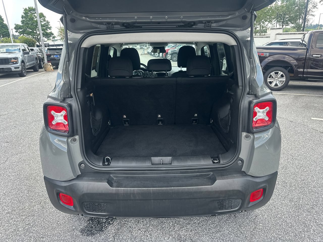 Used 2020 Jeep Renegade Altitude FWD image 18