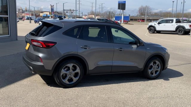 Certified 2025 Ford Escape ST-Line w/ Cold Weather Package FWD image 2