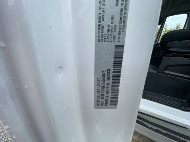 Used 2025 RAM ProMaster 2500 w/ U-Haul Equipment Group FWD image 31