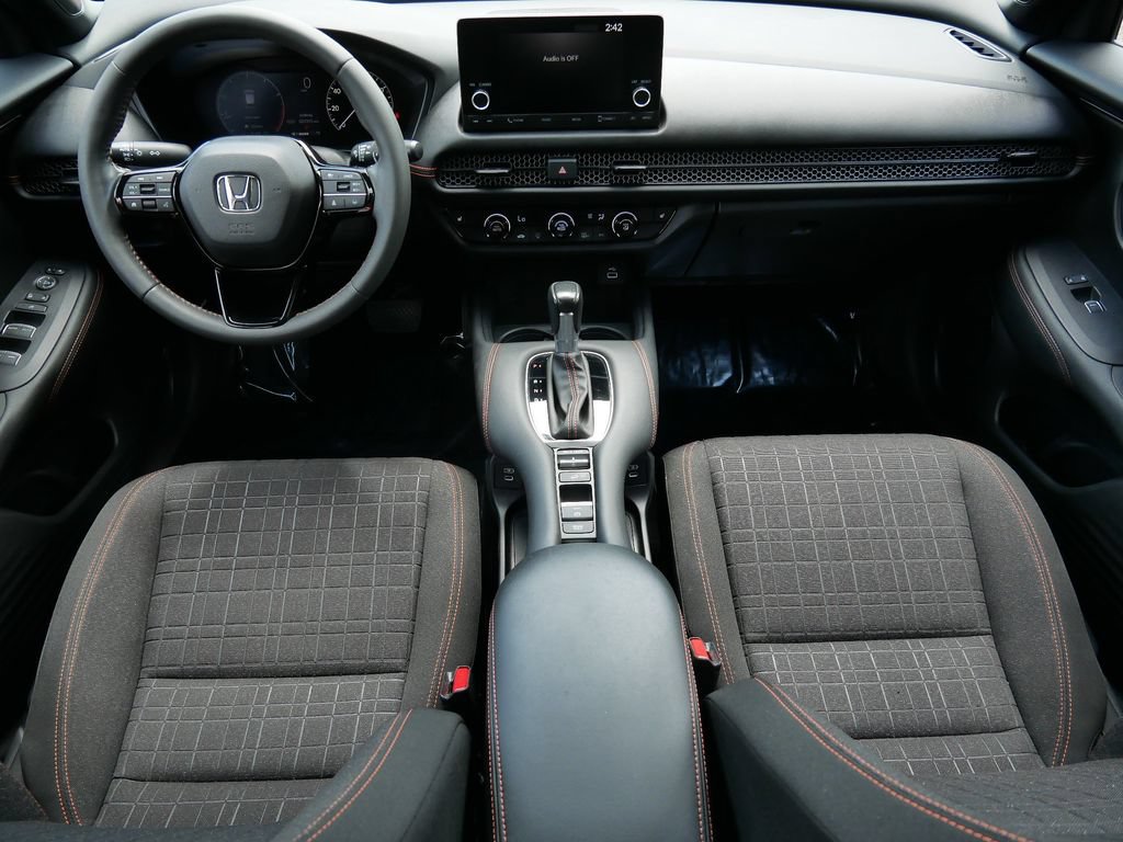 Used 2024 Honda HR-V Sport image 13