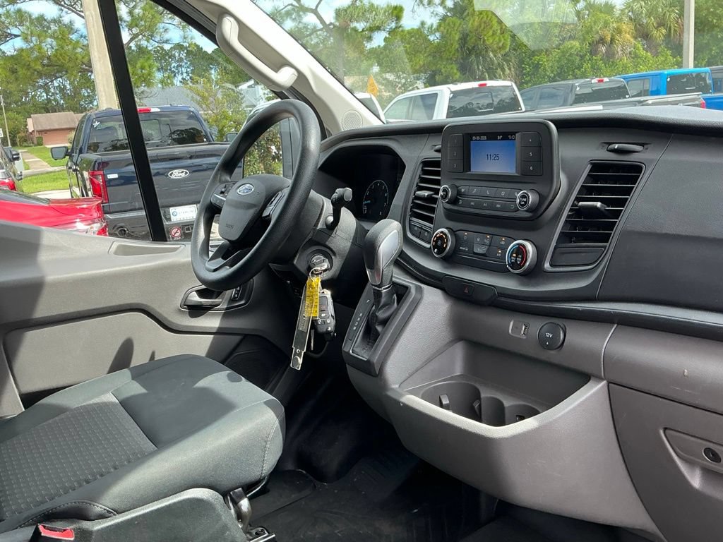 Certified 2025 Ford Transit 250 Low Roof w/ Exterior Upgrade Package RWD image 11