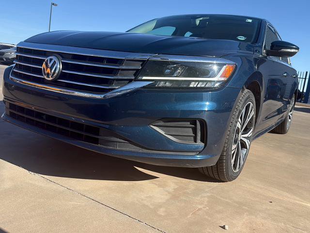 Used 2022 Volkswagen Passat 2.0T SE FWD image 9