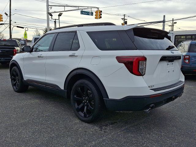 Certified 2023 Ford Explorer ST-Line w/ Class IV Trailer Tow Package image 4