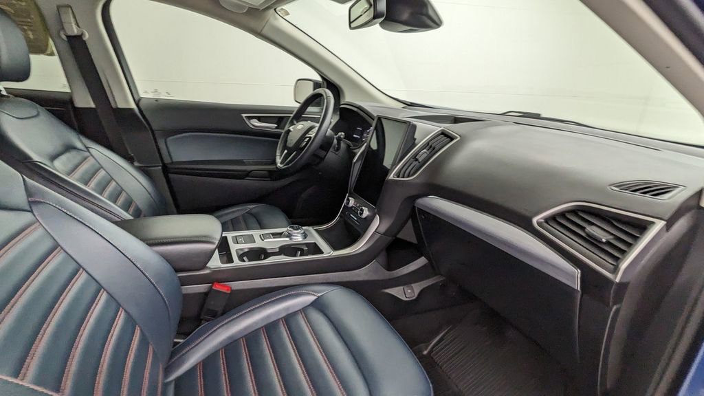 Certified 2022 Ford Edge SEL w/ Sport Appearance Package AWD/4WD image 39