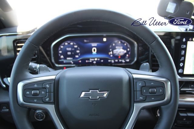 Used 2023 Chevrolet Silverado 1500 RST AWD/4WD image 24