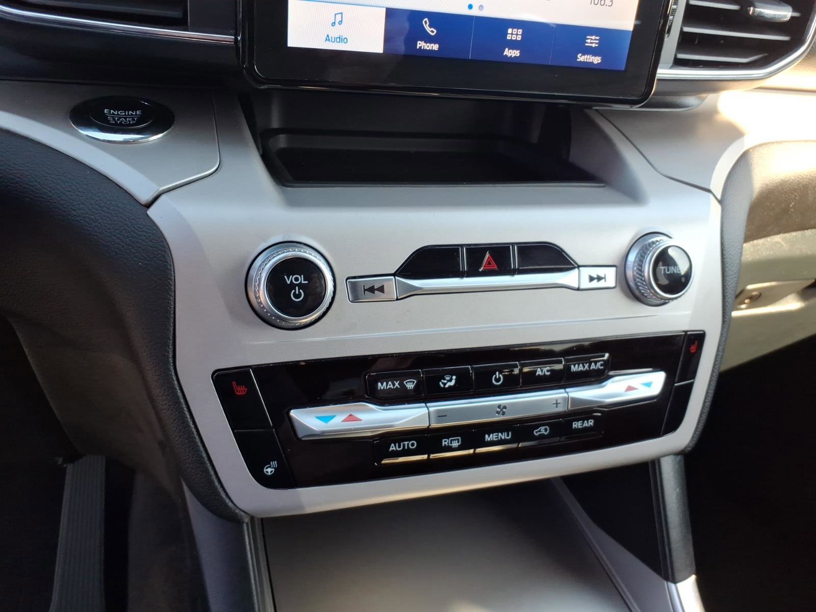 Certified 2024 Ford Explorer XLT w/ Equipment Group 202A image 19