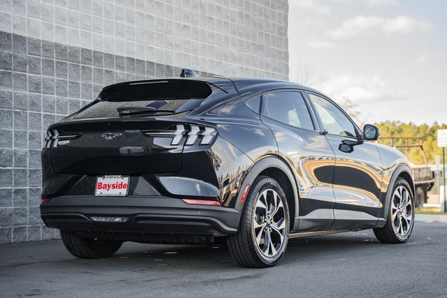 Certified 2025 Ford Mustang Mach-E Select w/ Comfort Package Lite image 4