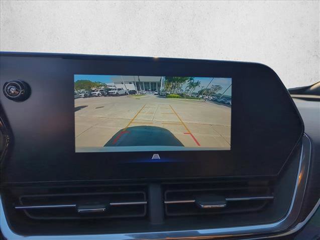 Used 2025 Chevrolet Trax RS image 13