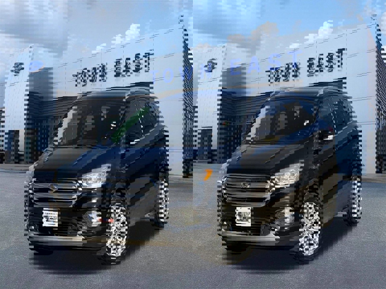 Certified 2017 Ford Escape Titanium w/ Equipment Group 301A