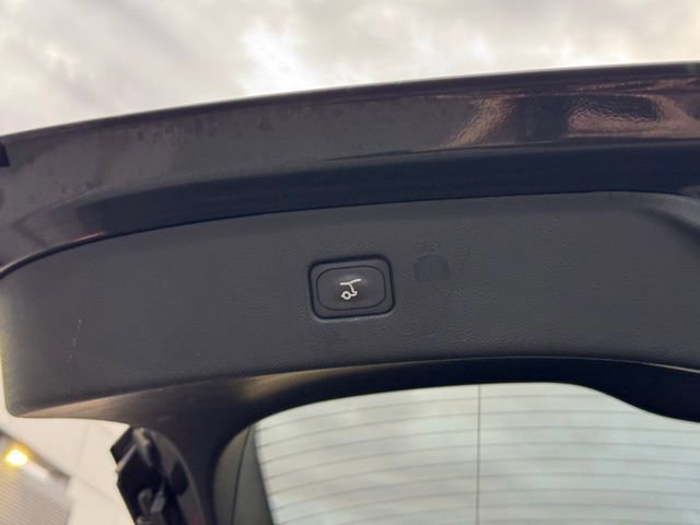 Certified 2023 Ford Edge SEL w/ Convenience Package image 40