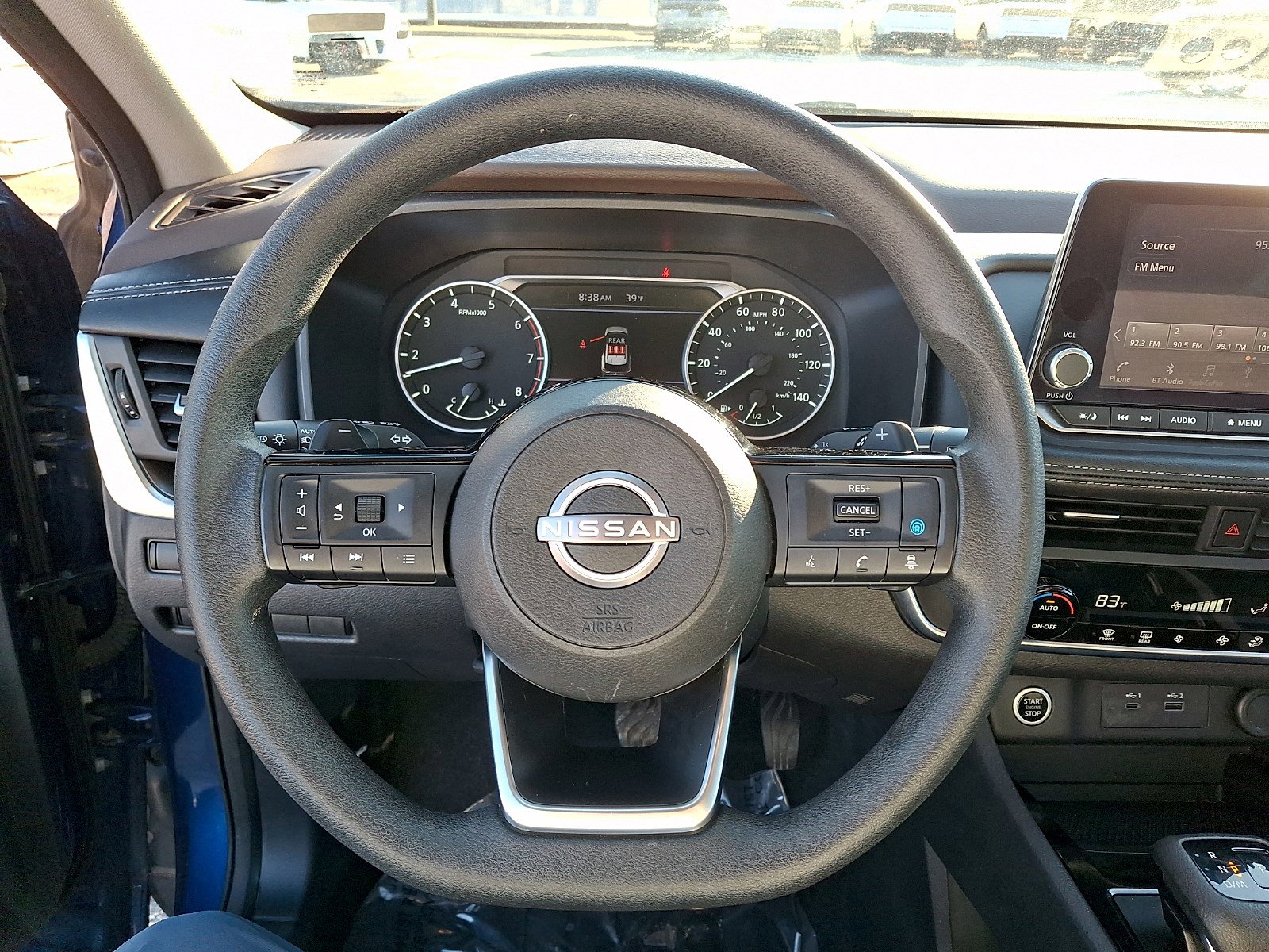 Used 2023 Nissan Rogue SV image 18