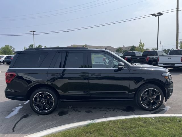 Certified 2023 Ford Expedition Limited AWD/4WD image 6