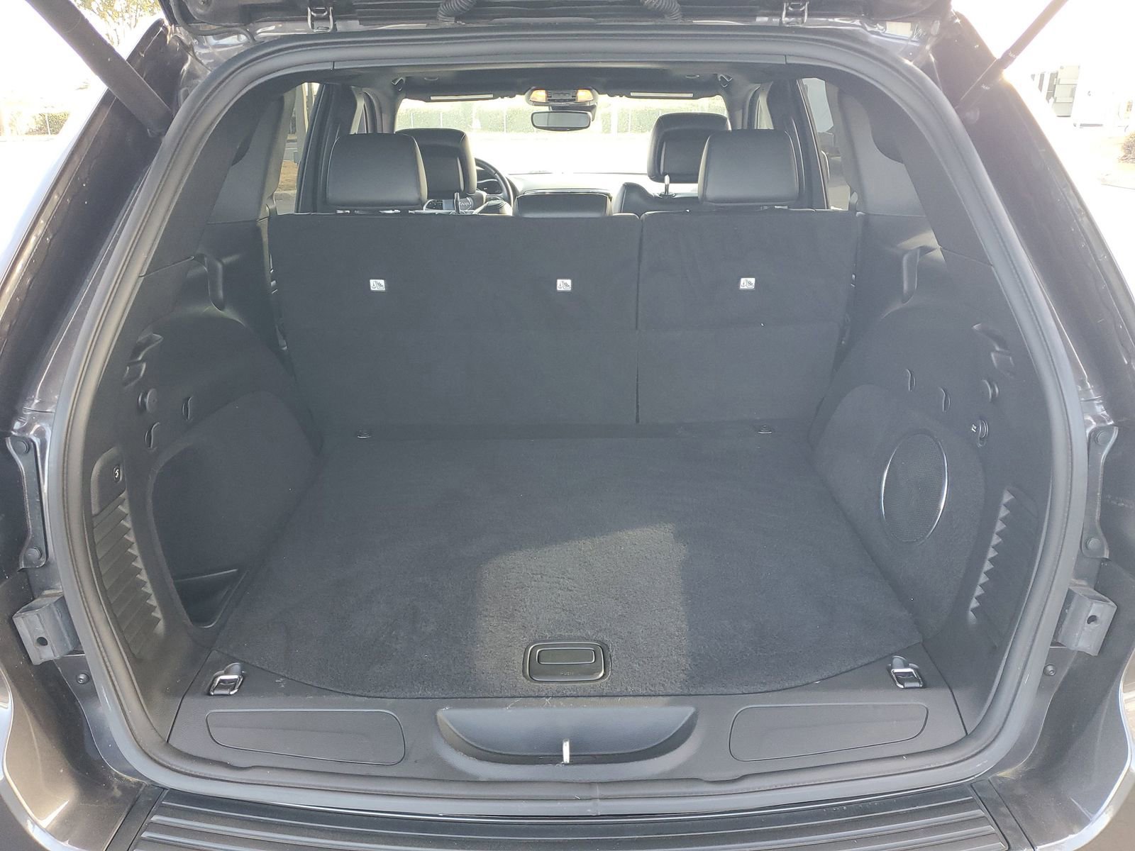 Used 2021 Jeep Grand Cherokee Laredo X image 7