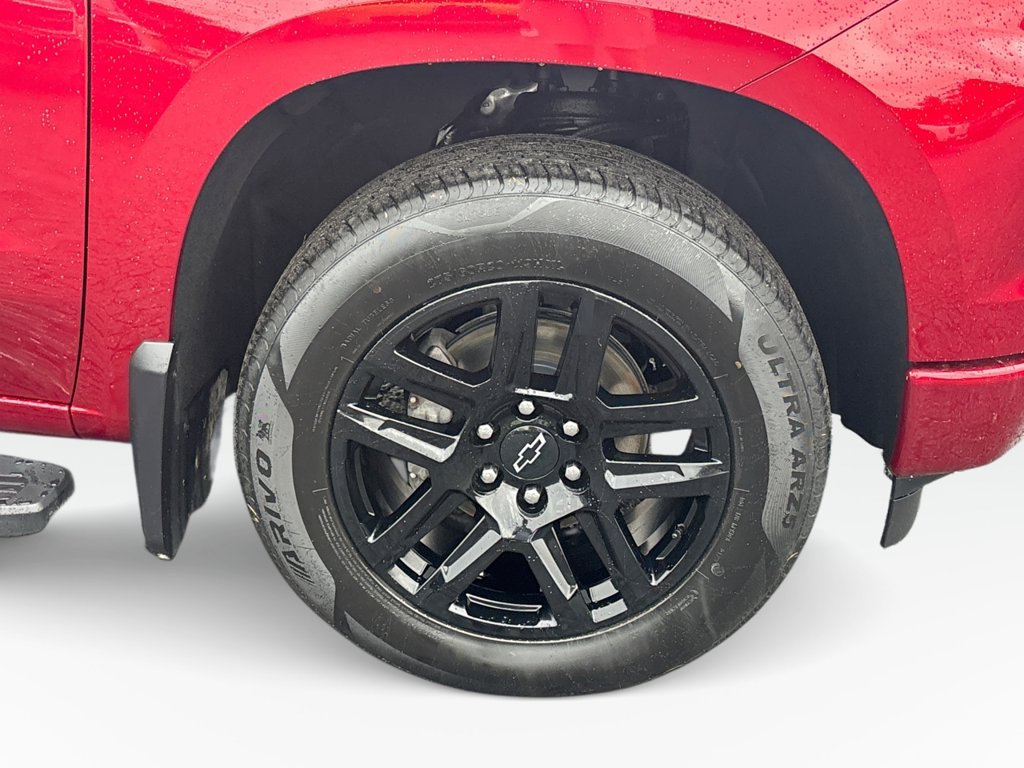 Used 2024 Chevrolet Silverado 1500 RST AWD/4WD image 11